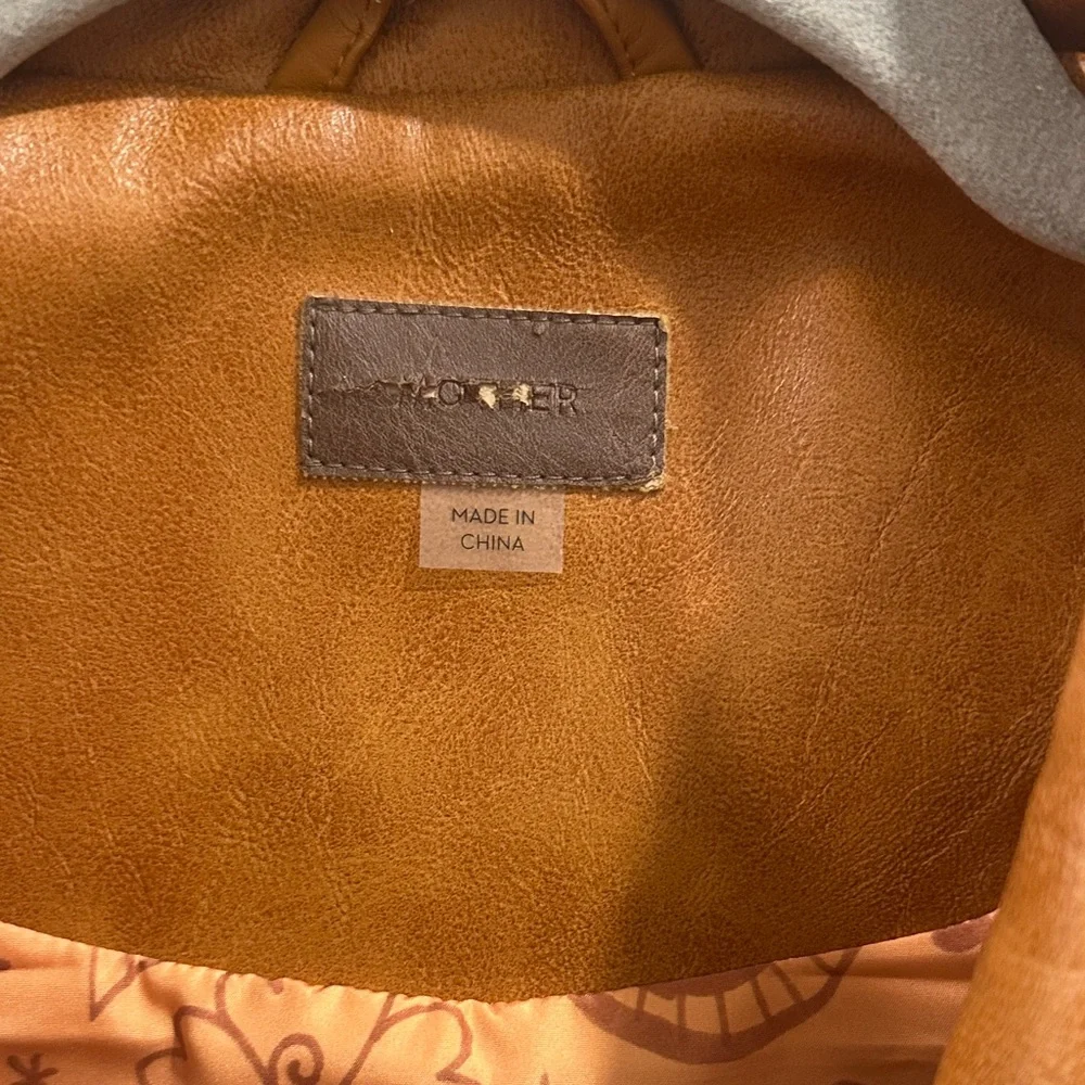 MOTHER SUPERIOR vegan leather vest - Picture 3 of 4